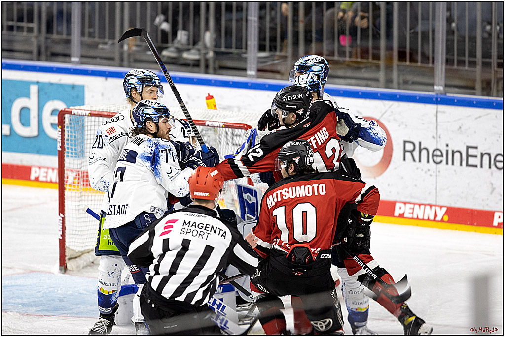 PENNY DEL;  Koelner Haie - ERC Ingolstadt; Koeln, 19.12.2021